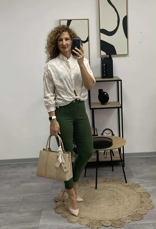 KATA - Aranygombos nadrág. Méregzöld