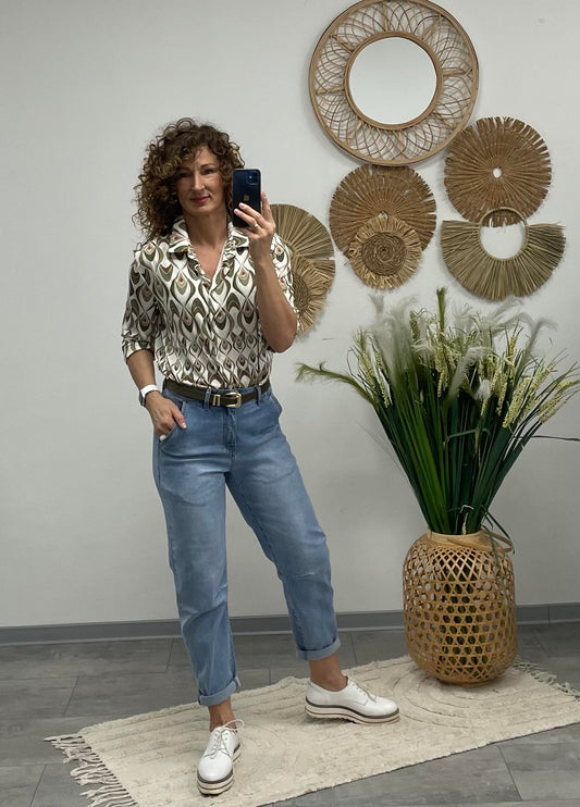 CSILLA - Mom fazonú laza farmer nadrág. Középkék