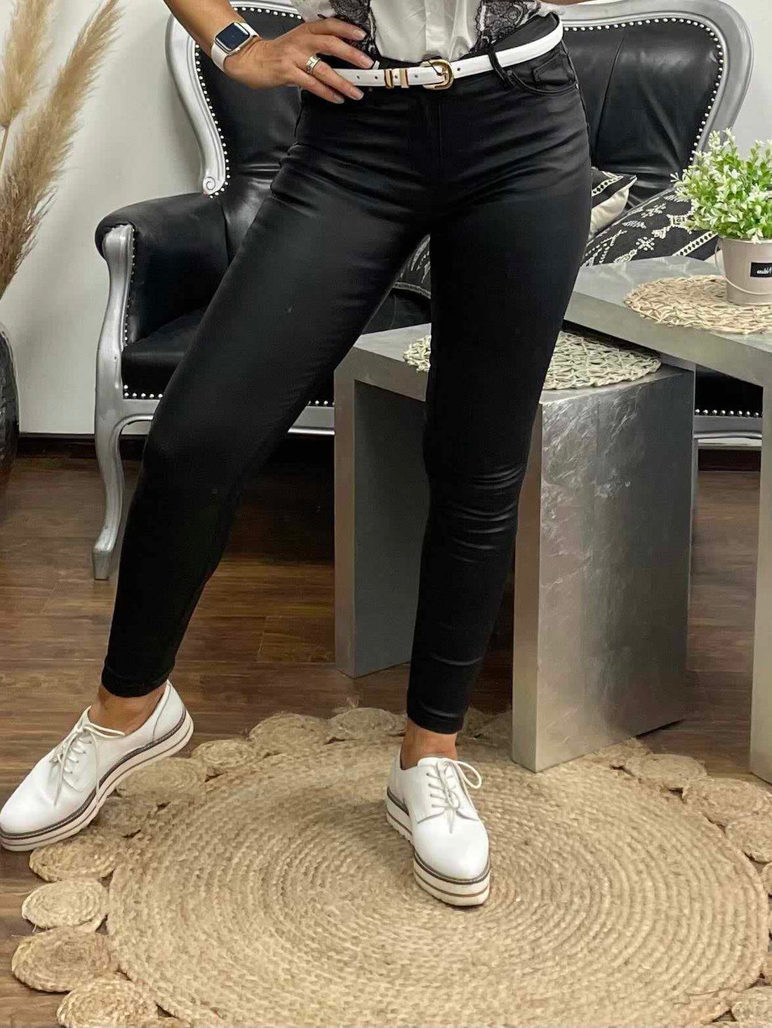 Popi - Bőrhatású push up nadrág