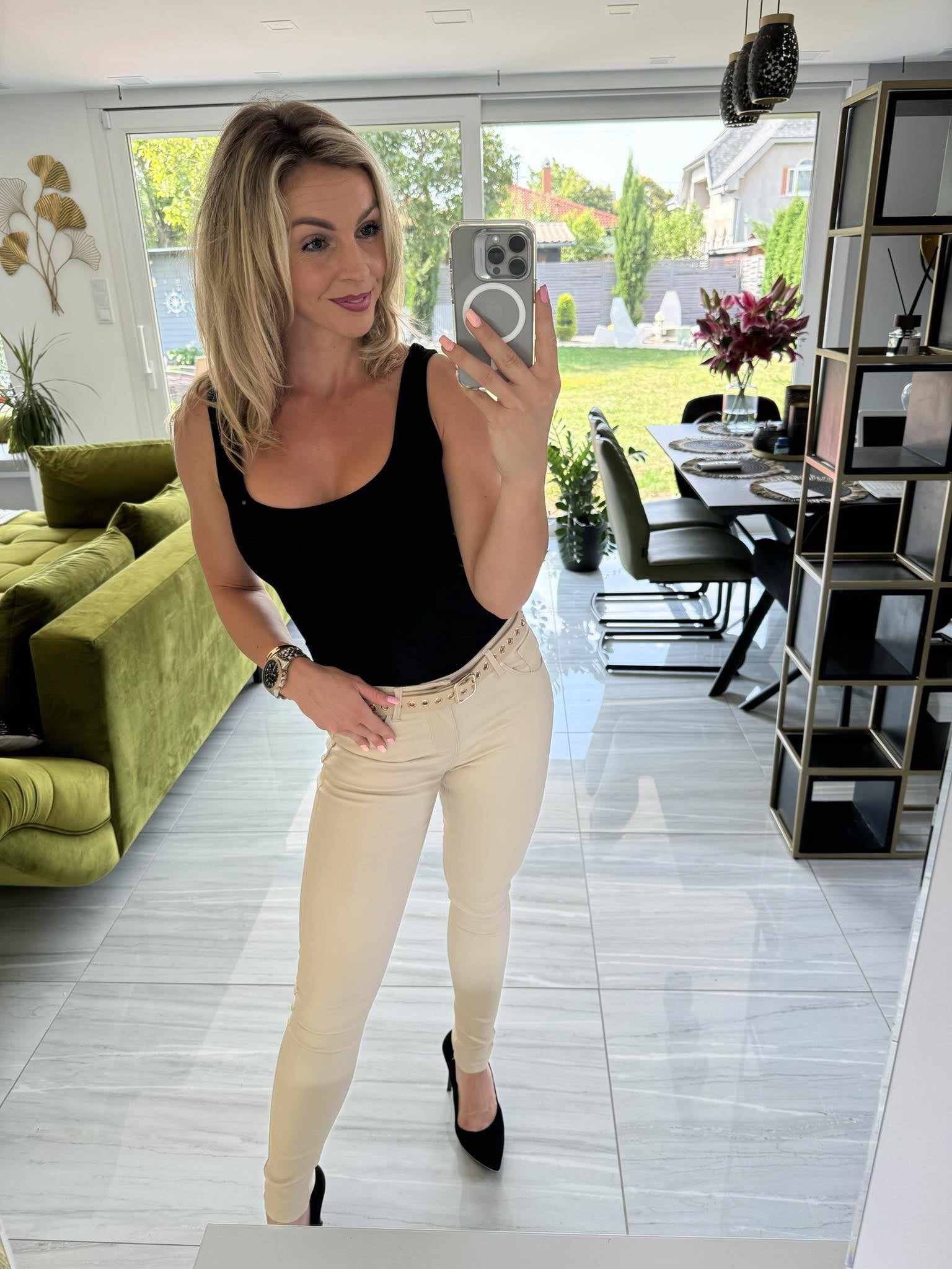 Doris - Bőrhatású push up nadrág