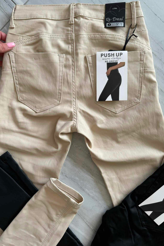 Doris - Bőrhatású push up nadrág