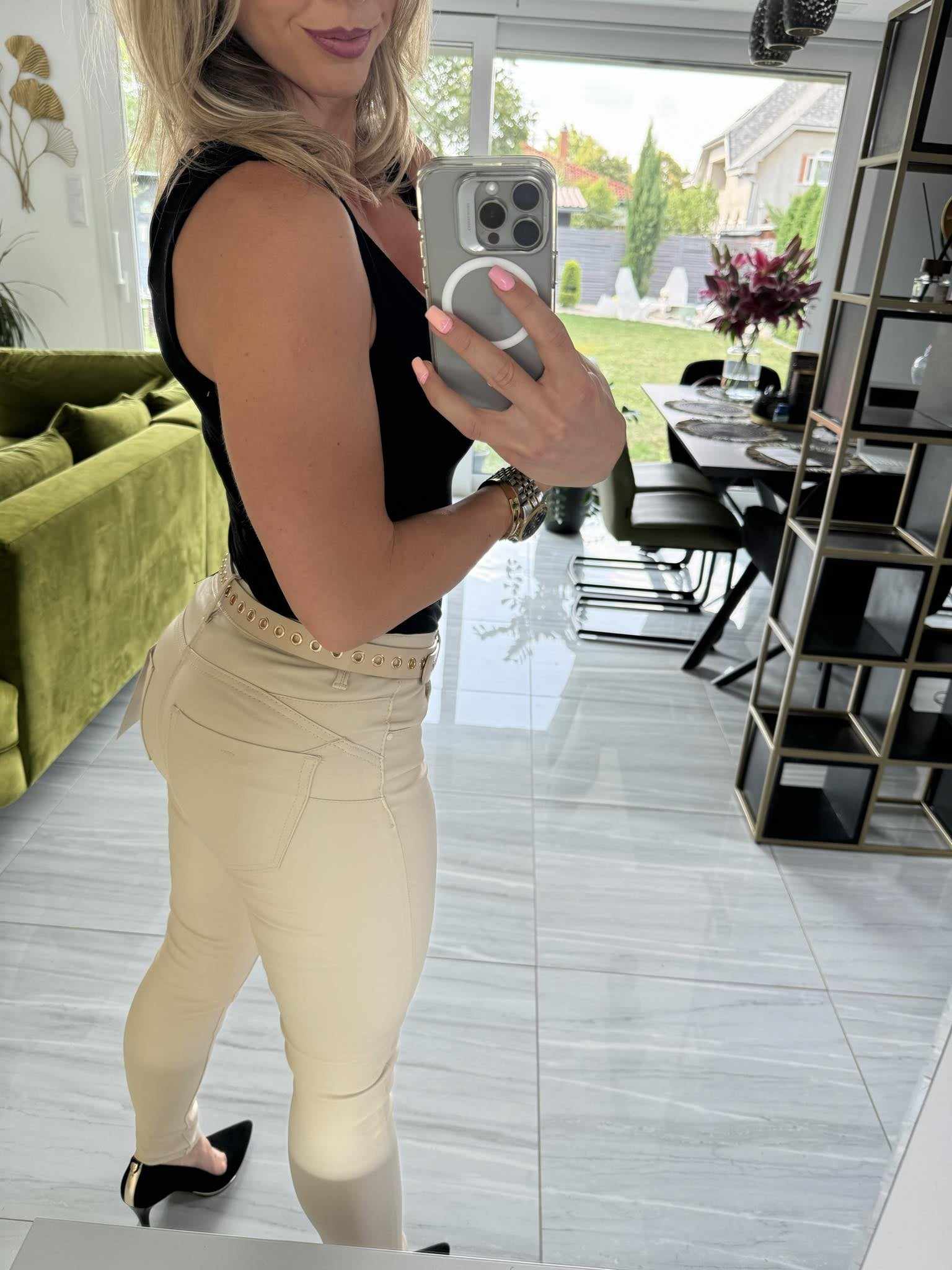 Doris - Bőrhatású push up nadrág