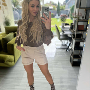 VALENTINA - Szövet rövid nadrág. Világos bézs