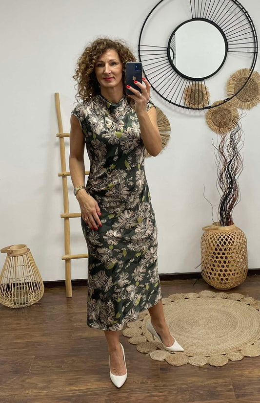 ELLA - Oldalt rakott maxi selyem ruha. Khaki