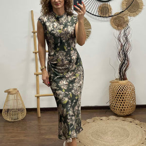 ELLA - Oldalt rakott maxi selyem ruha. Khaki