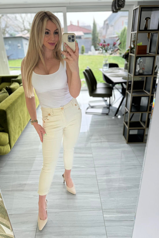 SELIN - Díszgombos boyfriend jeans Krém szín