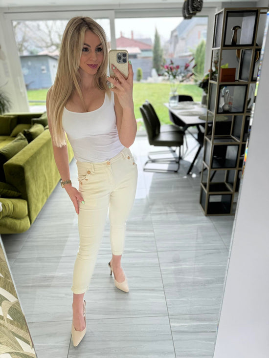 SELIN - Díszgombos boyfriend jeans Krém szín