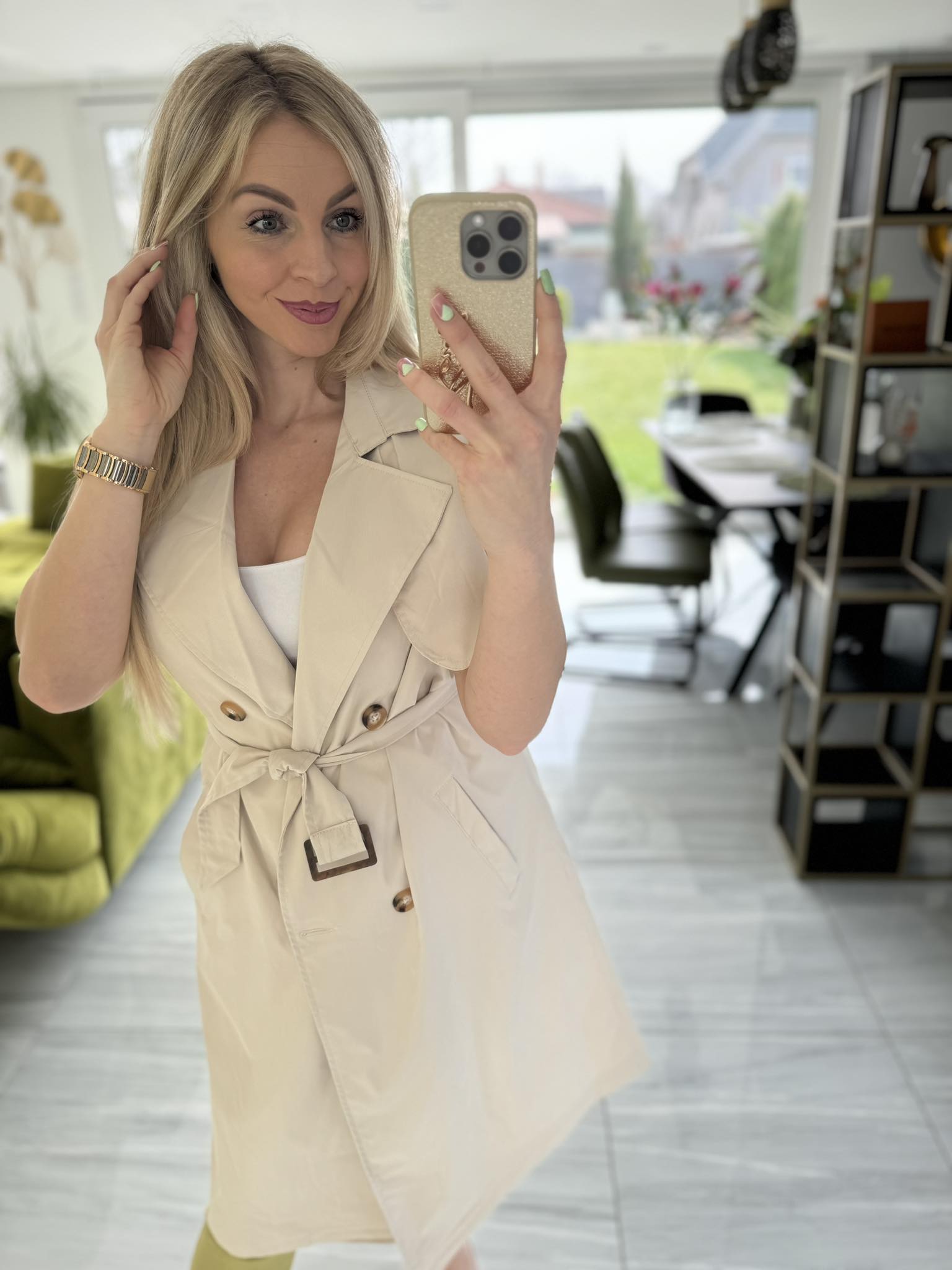 Bekka - Ujjatlan Trench Coat