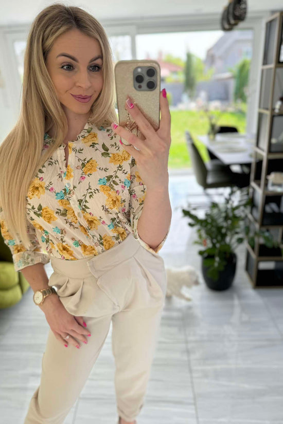 MÉZI - Virág mintás blúz. Sárga szín