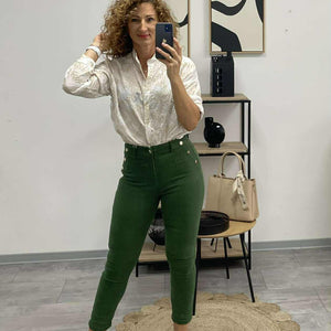 KATA - Aranygombos nadrág. Méregzöld