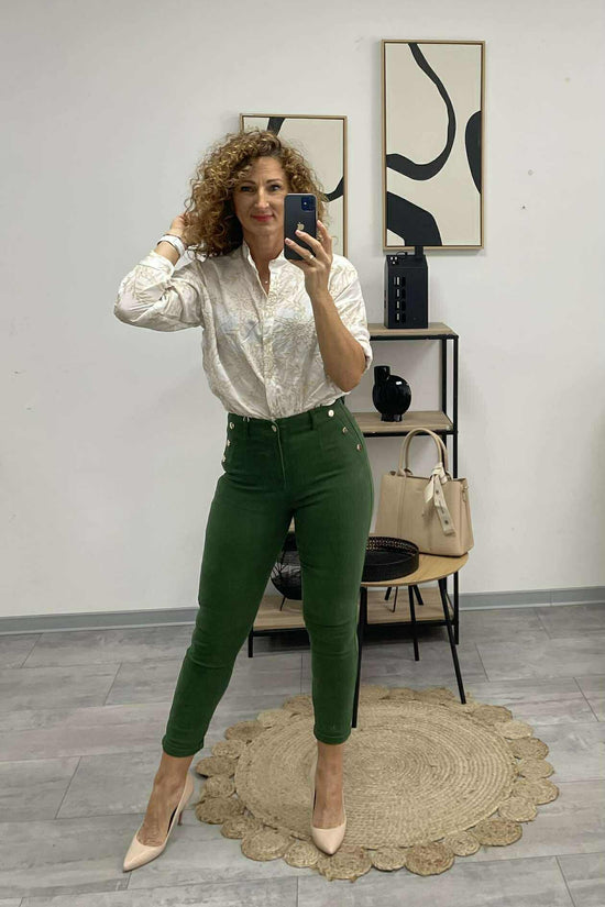 KATA - Aranygombos nadrág. Méregzöld