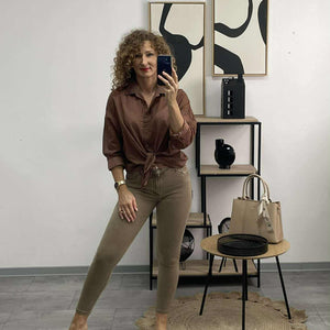 KARINA II - Laza blúz. Barna