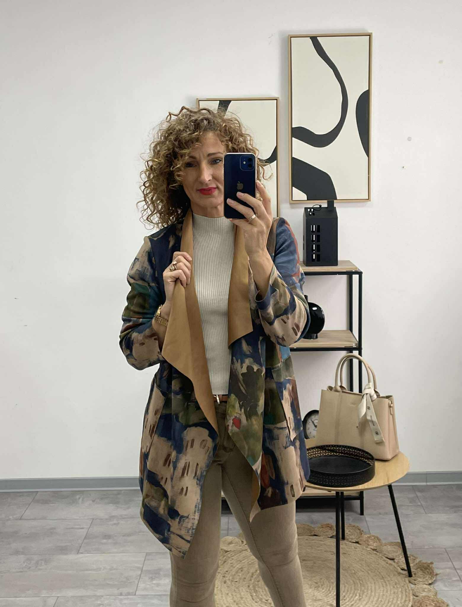 TOSCA - Hosszított boleró. Sötétkék