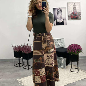 HELLI - Velúr hatású szoknya.