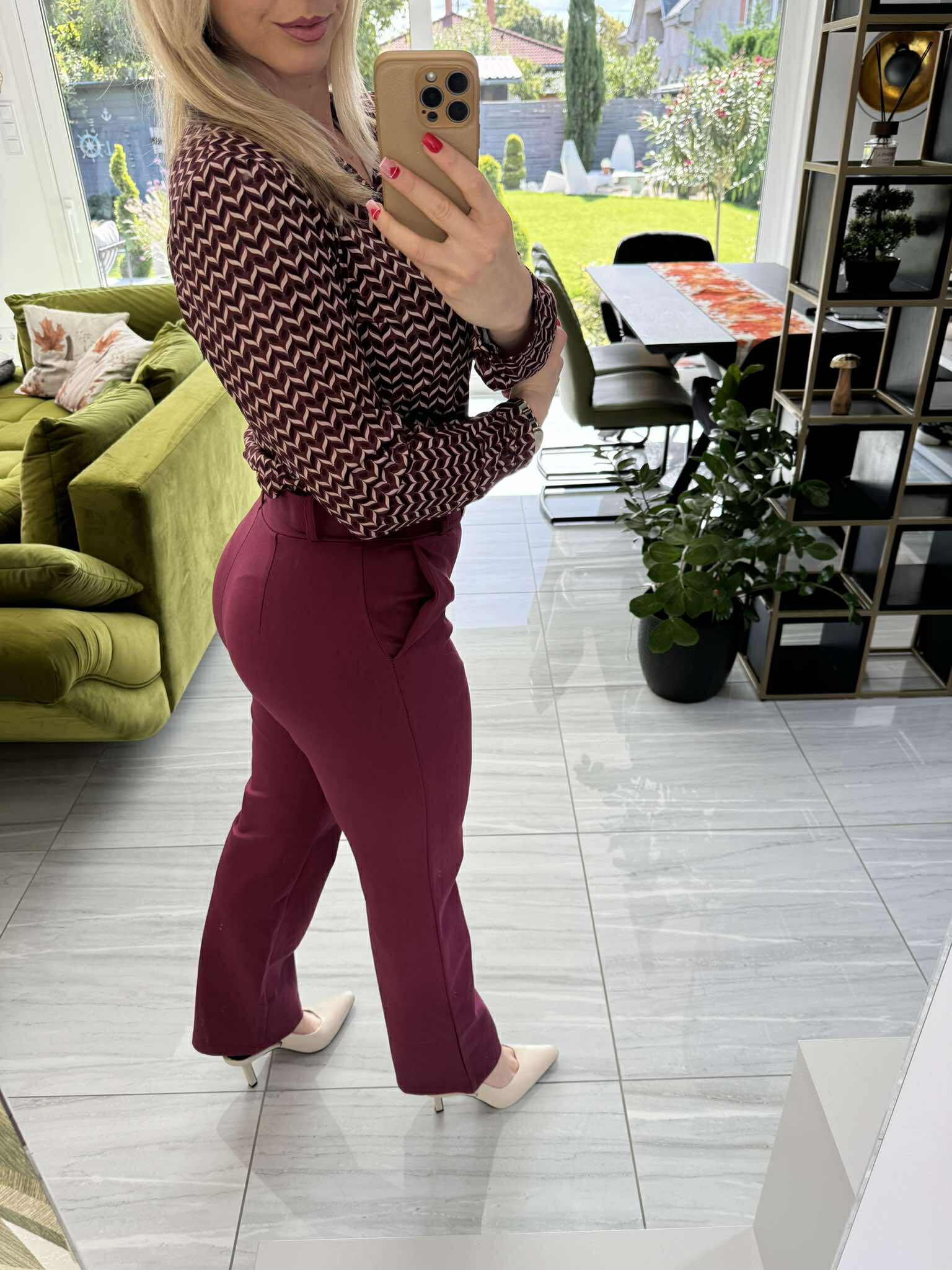 IBI - Ceruza nadrág. Bordó