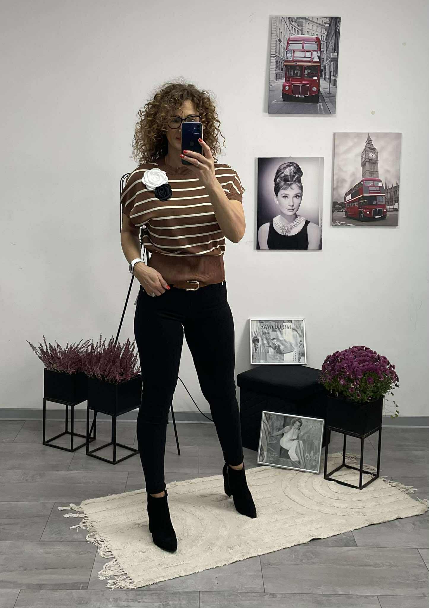 DRESS - Push up farmer nadrág. Fekete