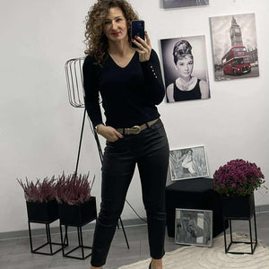 Paula - Bőrhatású MOM fitt nadrág. Fekete