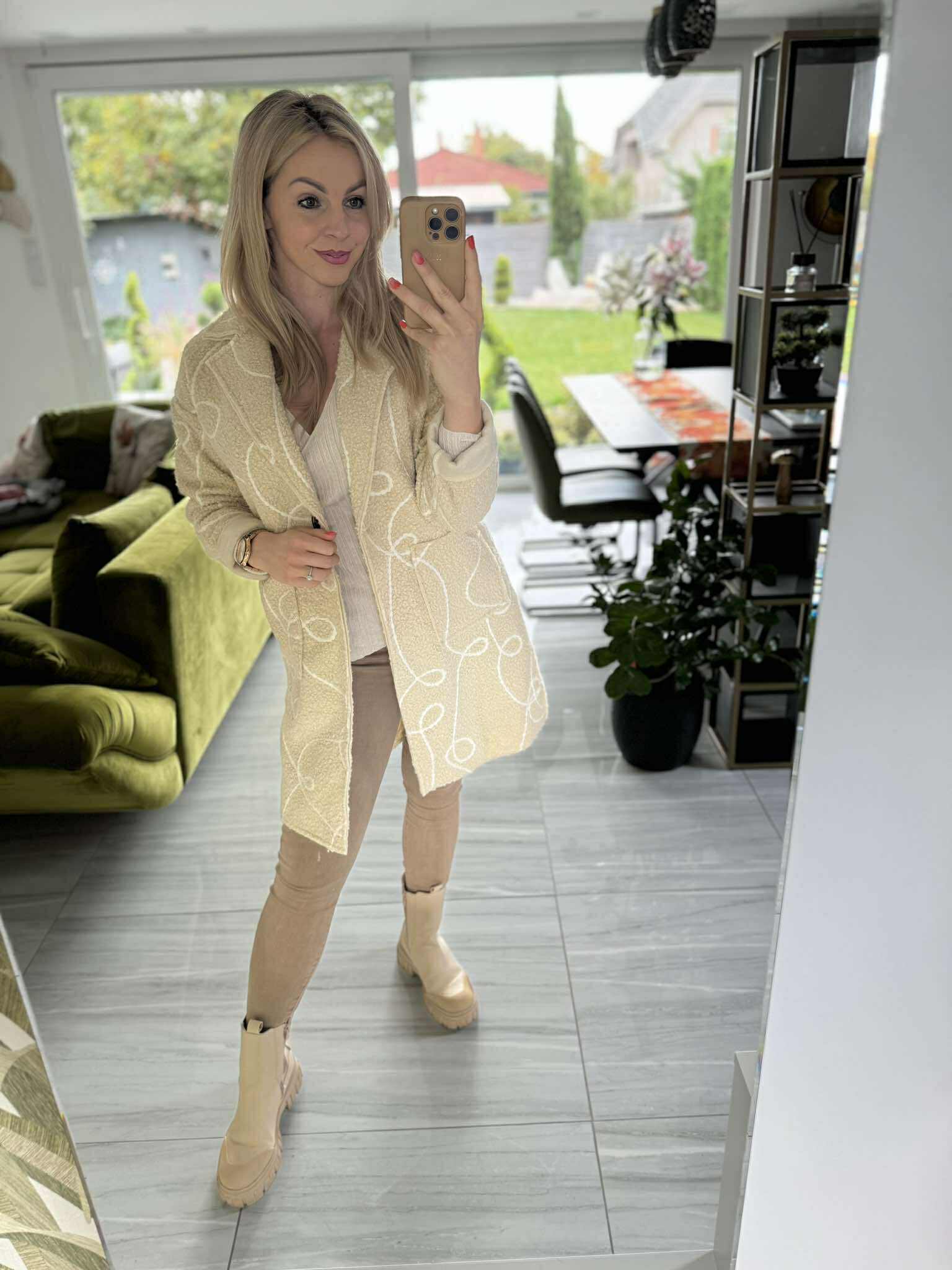 PENY - Buklé átmeneti kabát. Világosbézs