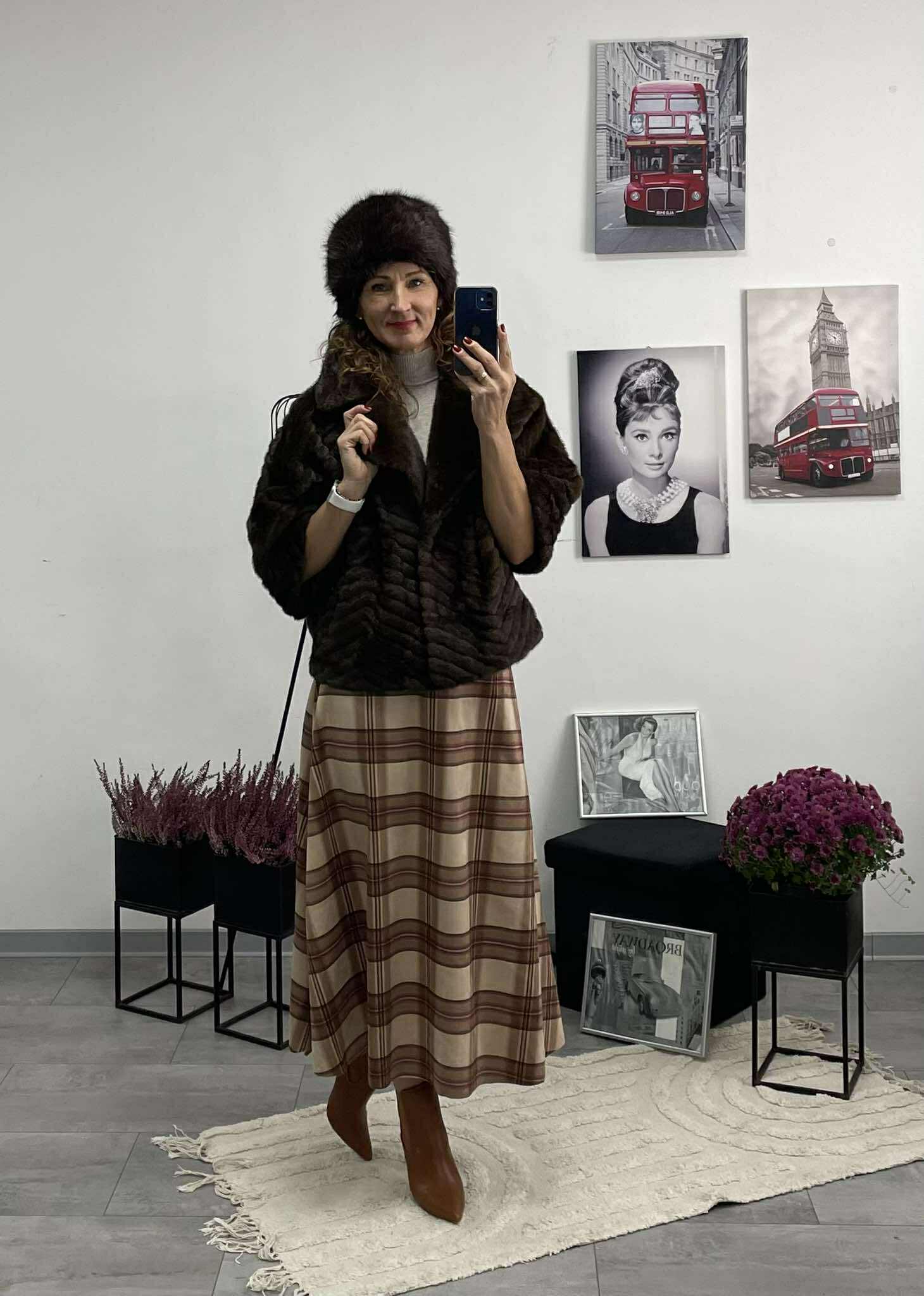 MONIQE - Átmeneti szőrme kabát. Barna