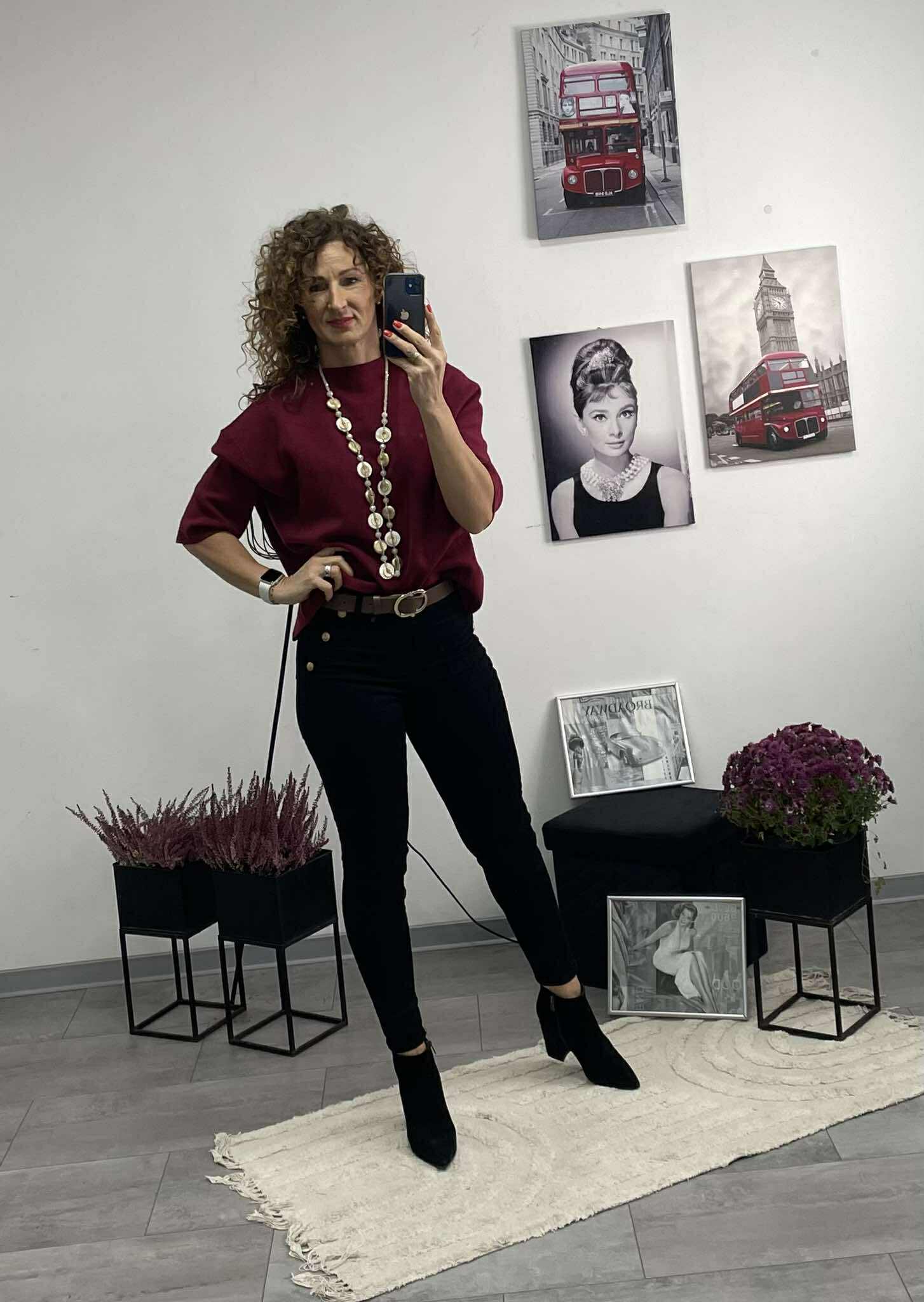 LÉVI - Push - Up farmer nadrág. Fekete