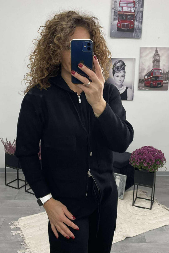 DONI - Kötött kétrészes szett. Fekete