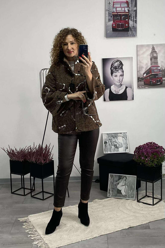 PAULA - Bőrhatású MOM - fitt nadrág. Barna