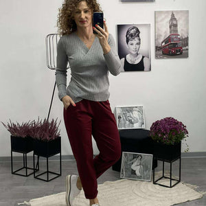 TICIA - Laza szabású nadrág. Bordó