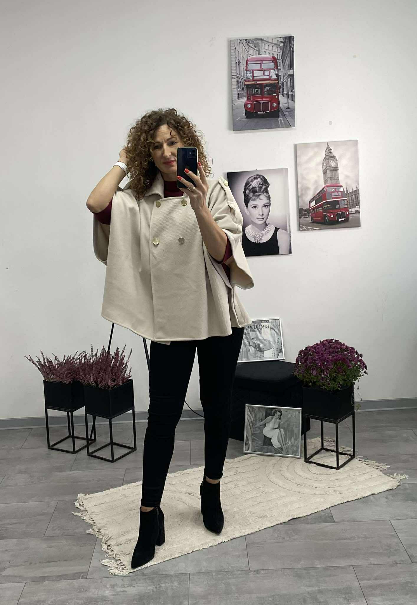 LINA - Szövet poncsó kabát. Világos bézs