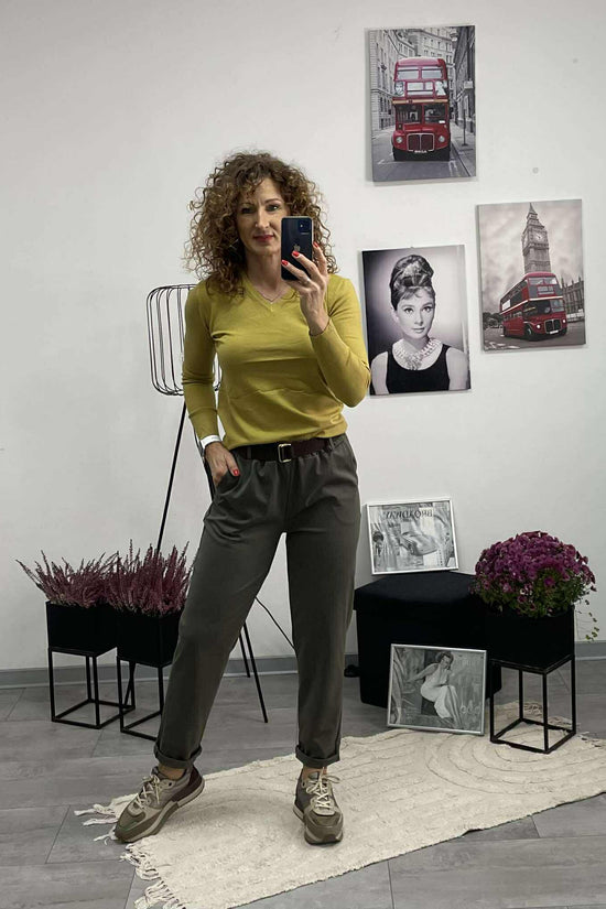 TICIA - Laza szabású nadrág. Khaki