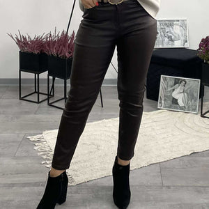 PAULA - Bőrhatású MOM - fitt nadrág. Barna