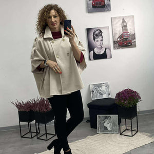 LINA - Szövet poncsó kabát. Világos bézs