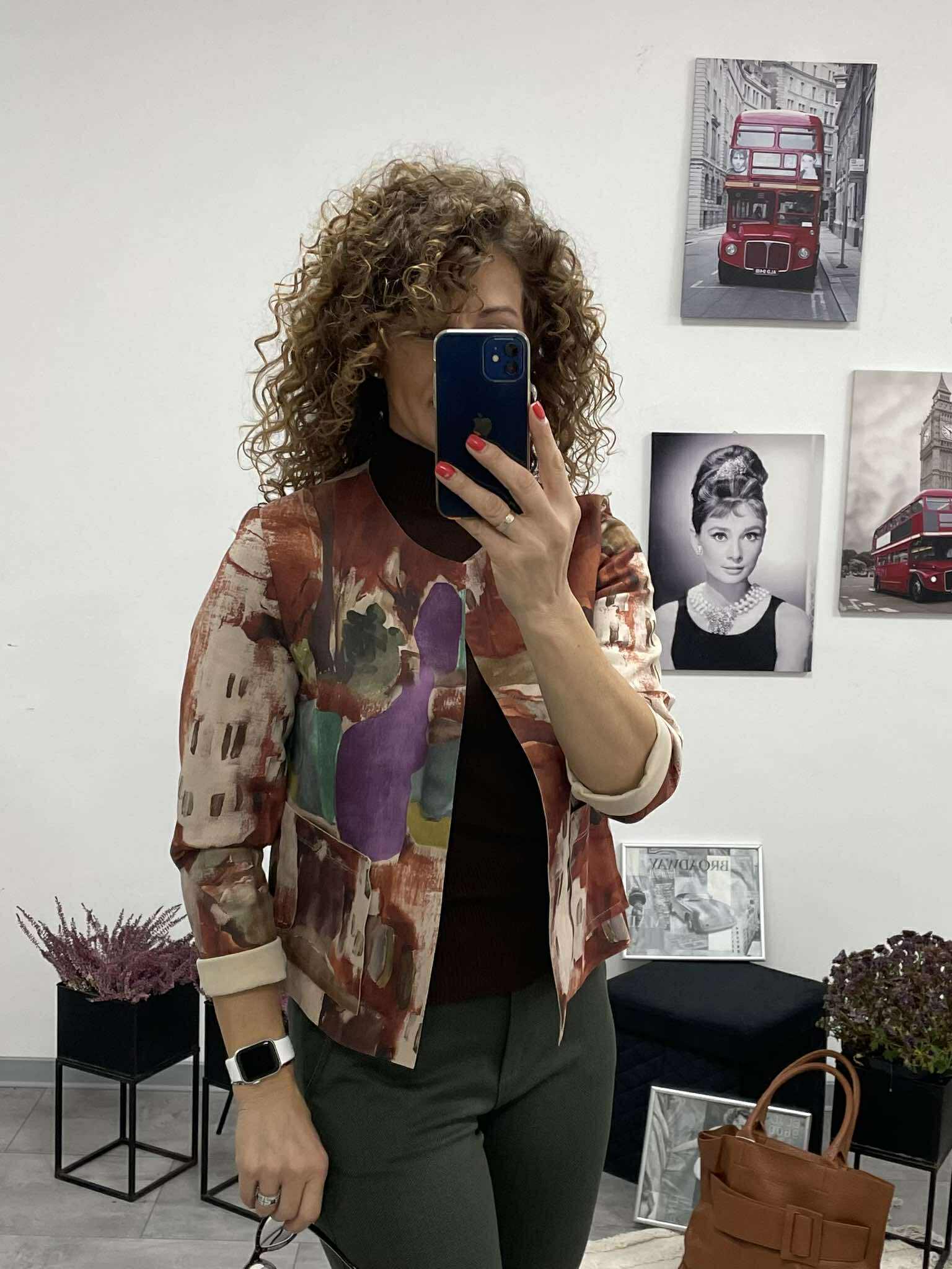 TOSCA - Velúr rövid kabátka. Rozsabarna