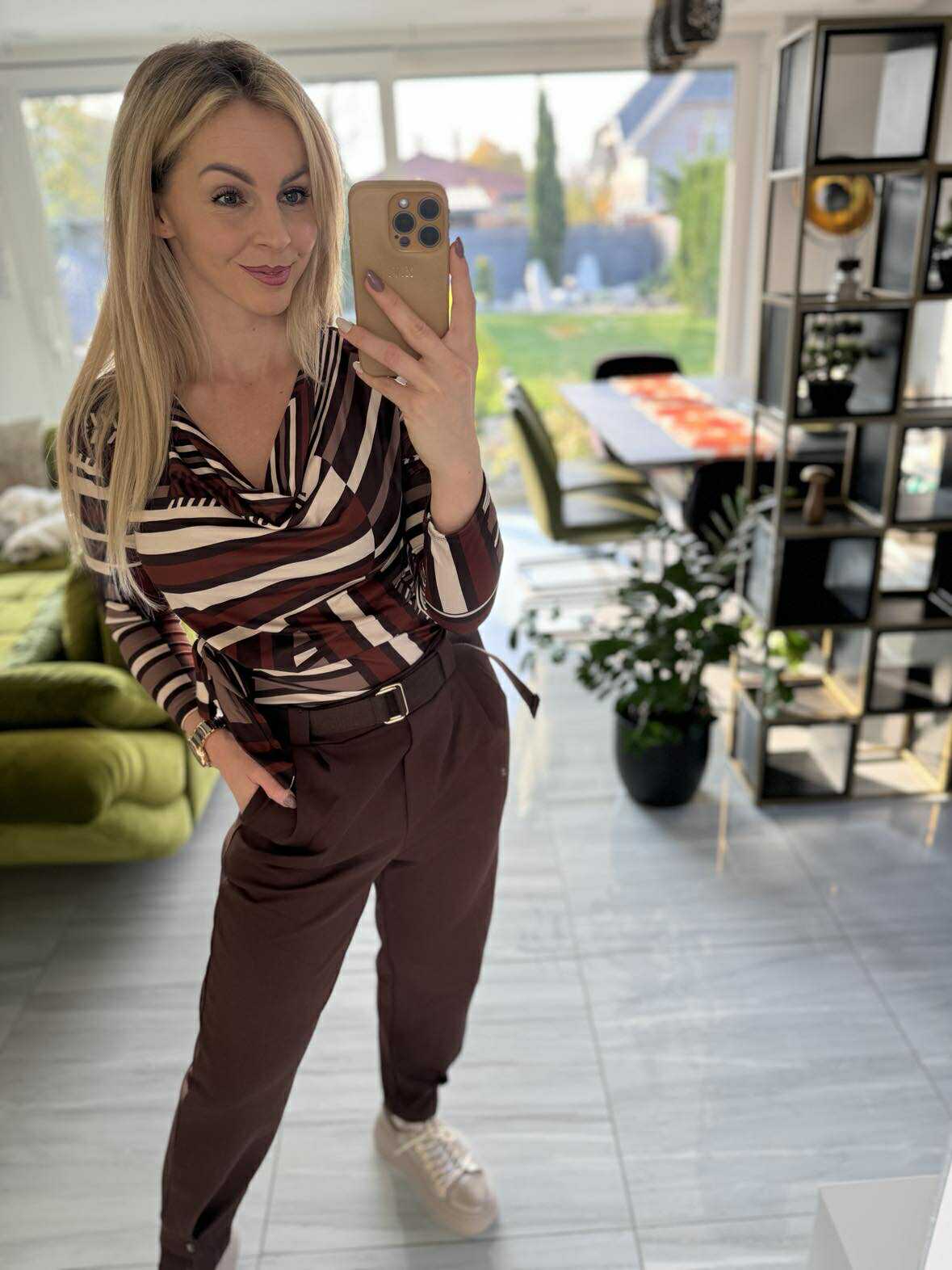 LOOSE - Laza kényelmi nadrág. Bordó, Sötétbarna, Középbarna.