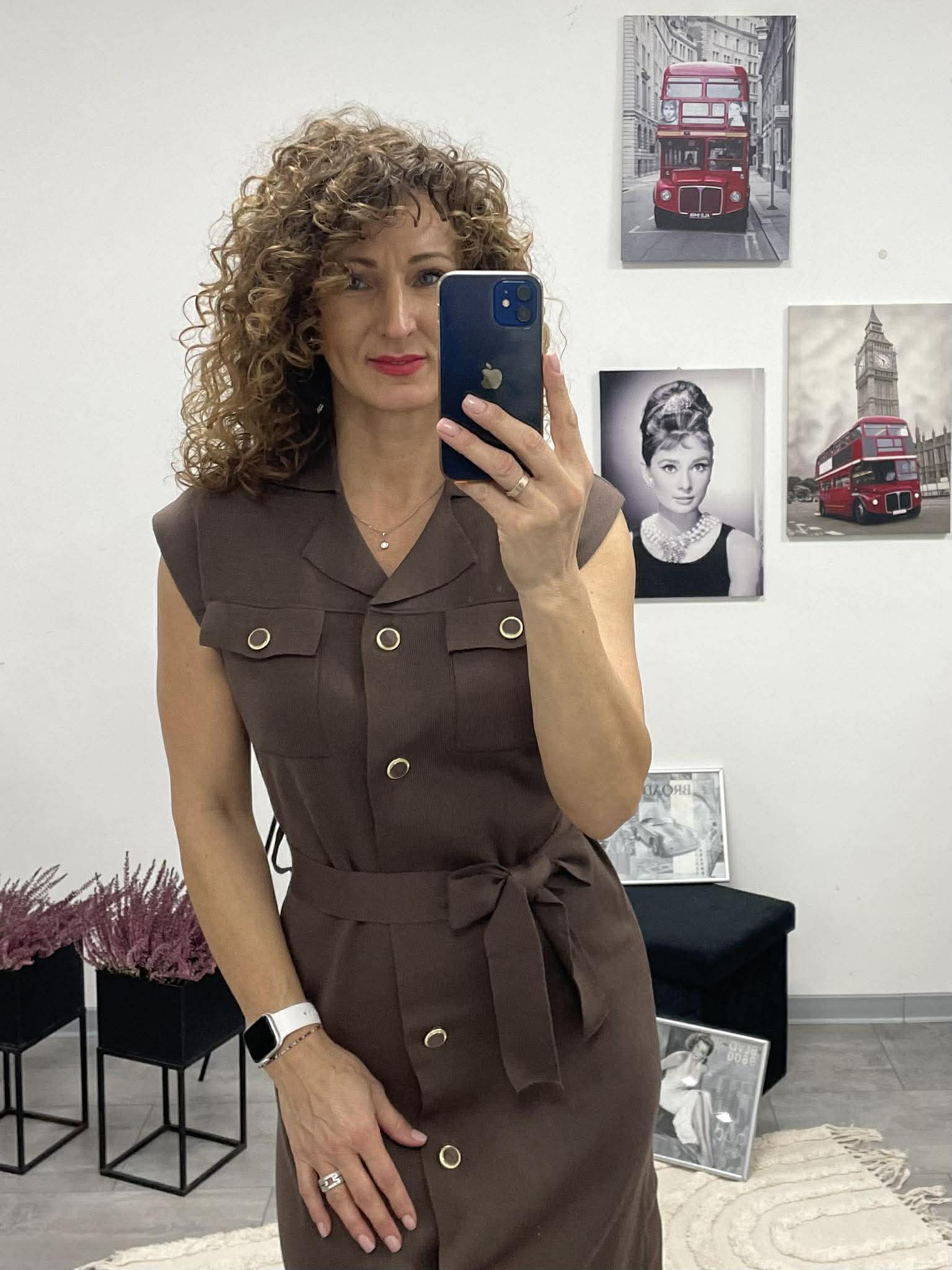 HÉRA - Kötött gombos maxi ruha. Barna