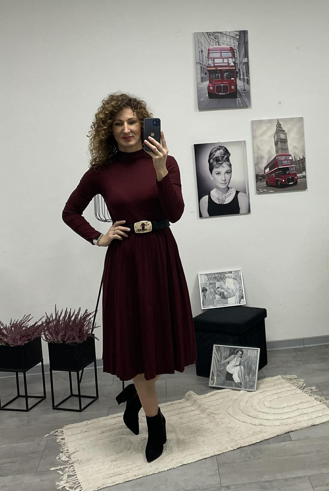 BARBI - Női ruha. Bordó