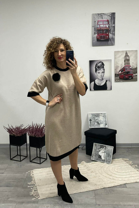 LINDA - Kötött ruha. Világos bézs