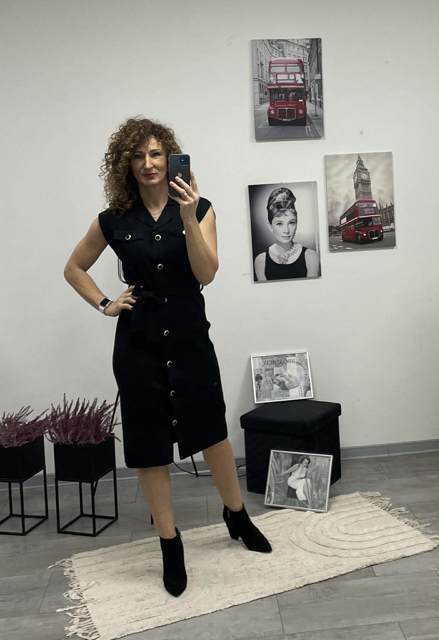 HÉRA - Kötött gombos maxi ruha. Fekete