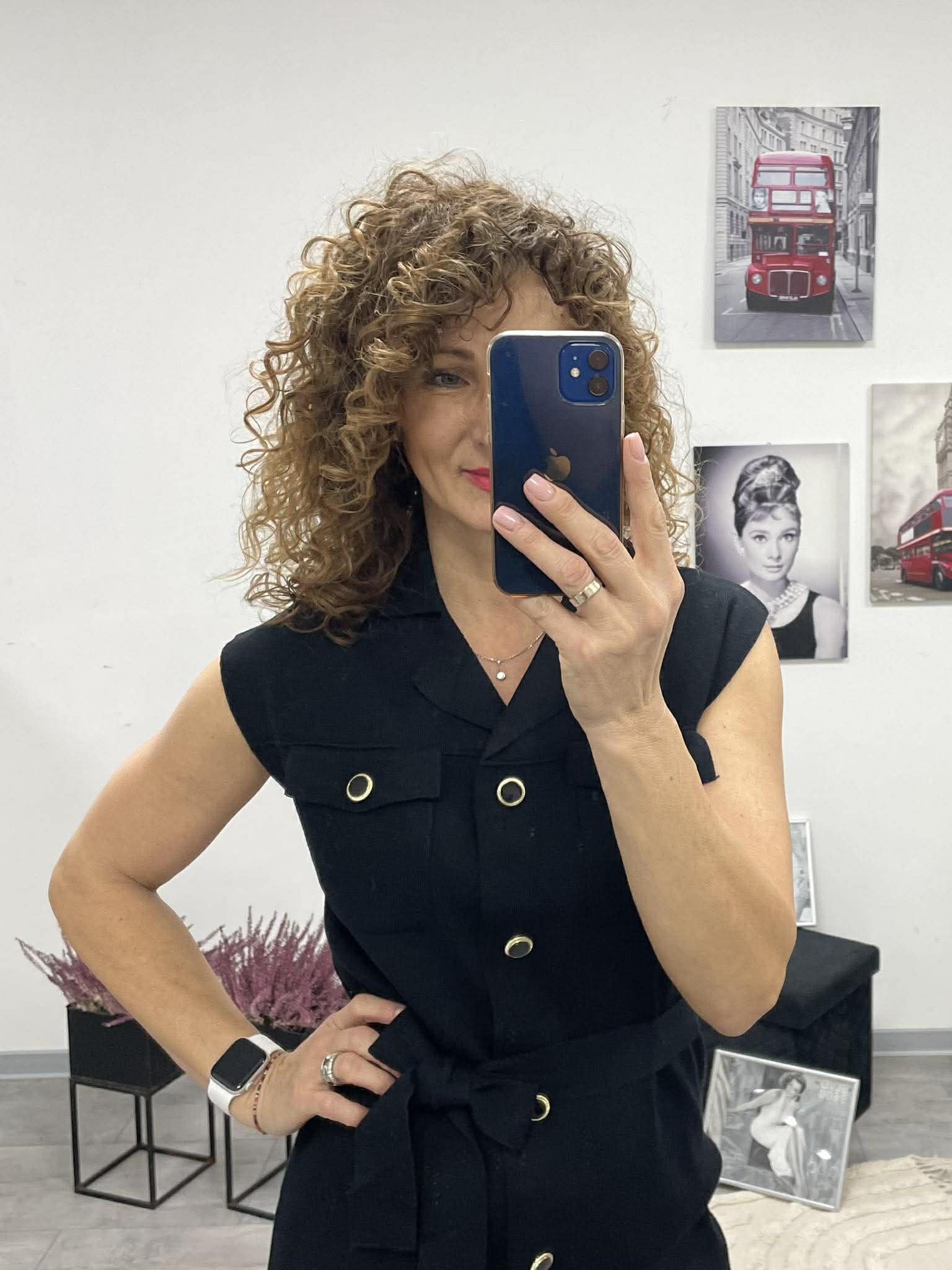 HÉRA - Kötött gombos maxi ruha. Fekete