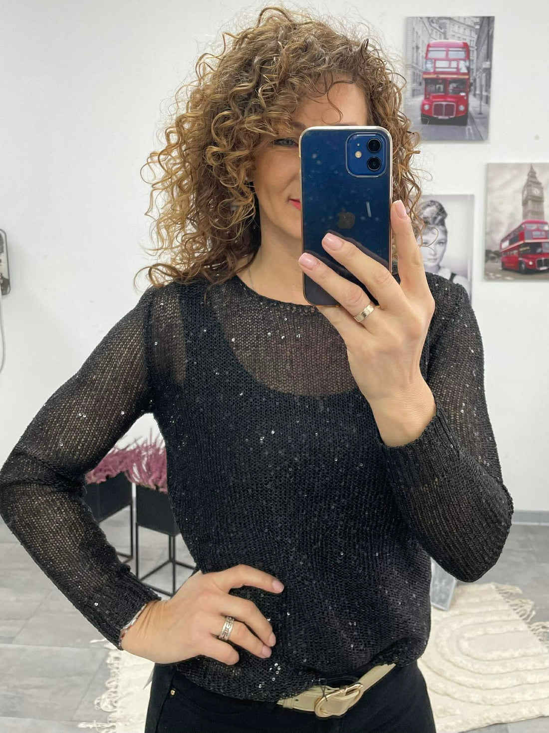 LIGHT - Csillogó szálas kötött felső.Fekete