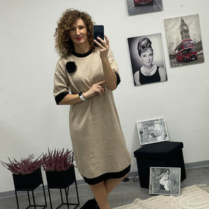 LINDA - Kötött ruha. Világos bézs