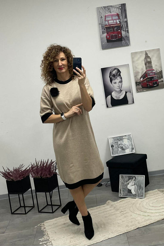 LINDA - Kötött ruha. Világos bézs