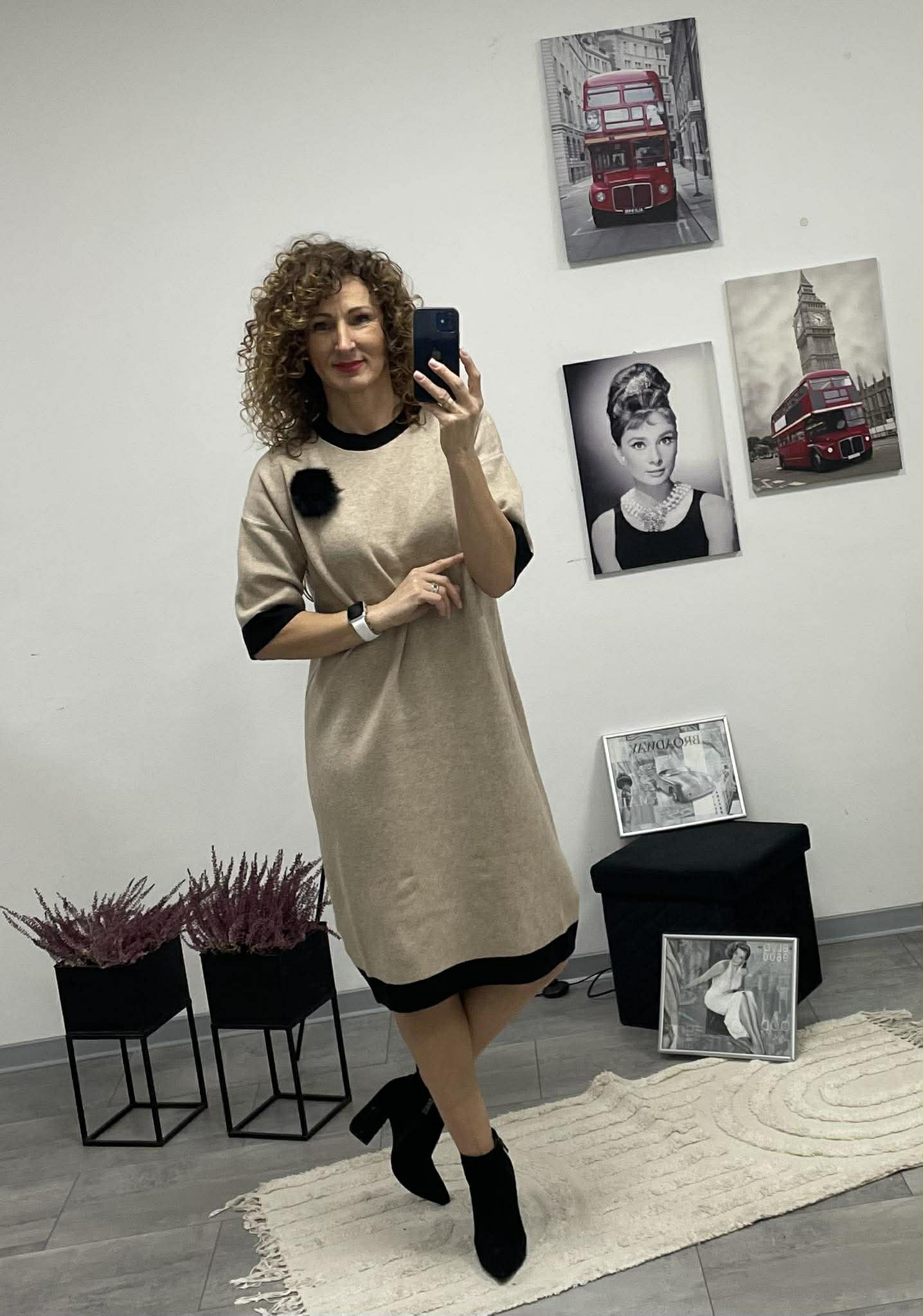 LINDA - Kötött ruha. Világos bézs