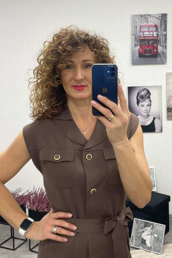 HÉRA - Kötött gombos maxi ruha. Barna