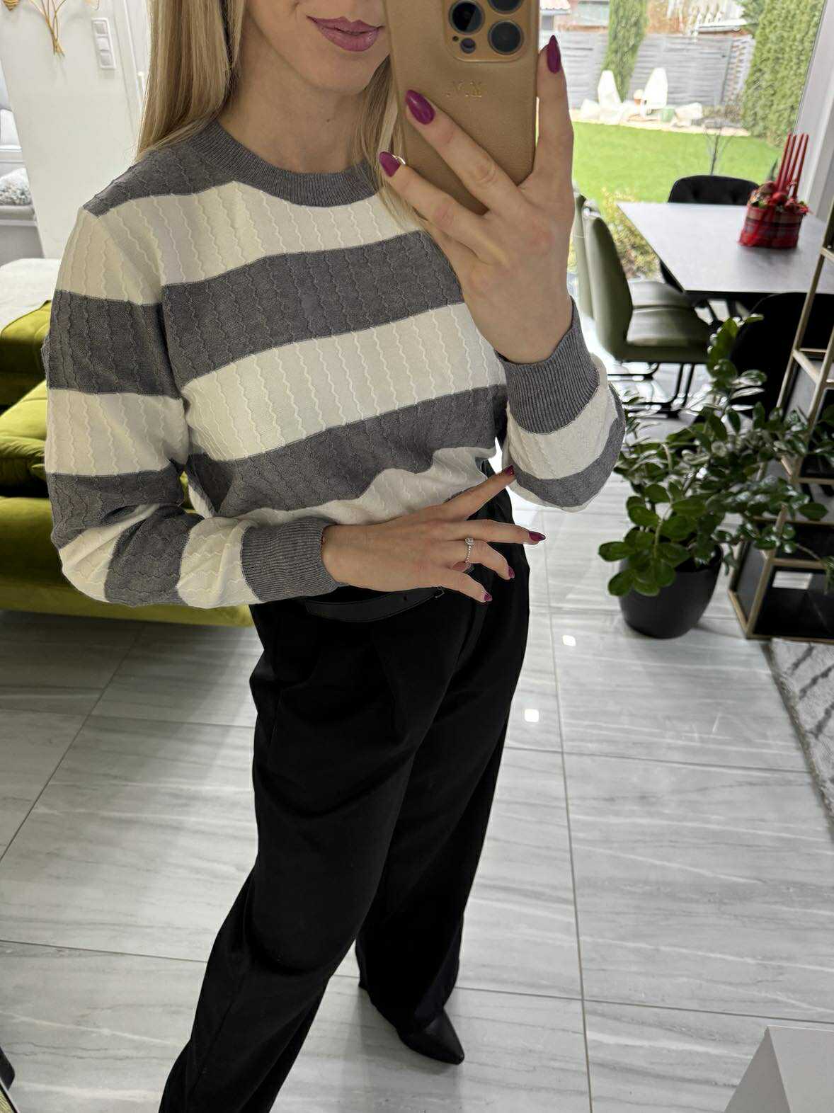 CSIKI - Kötött pulóver. Szürke