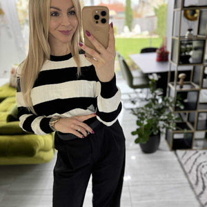 CSIKI - Kötött pulóver. Fekete - világos bézs