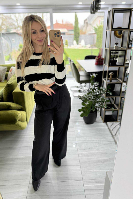 CSIKI - Kötött pulóver. Fekete - világos bézs