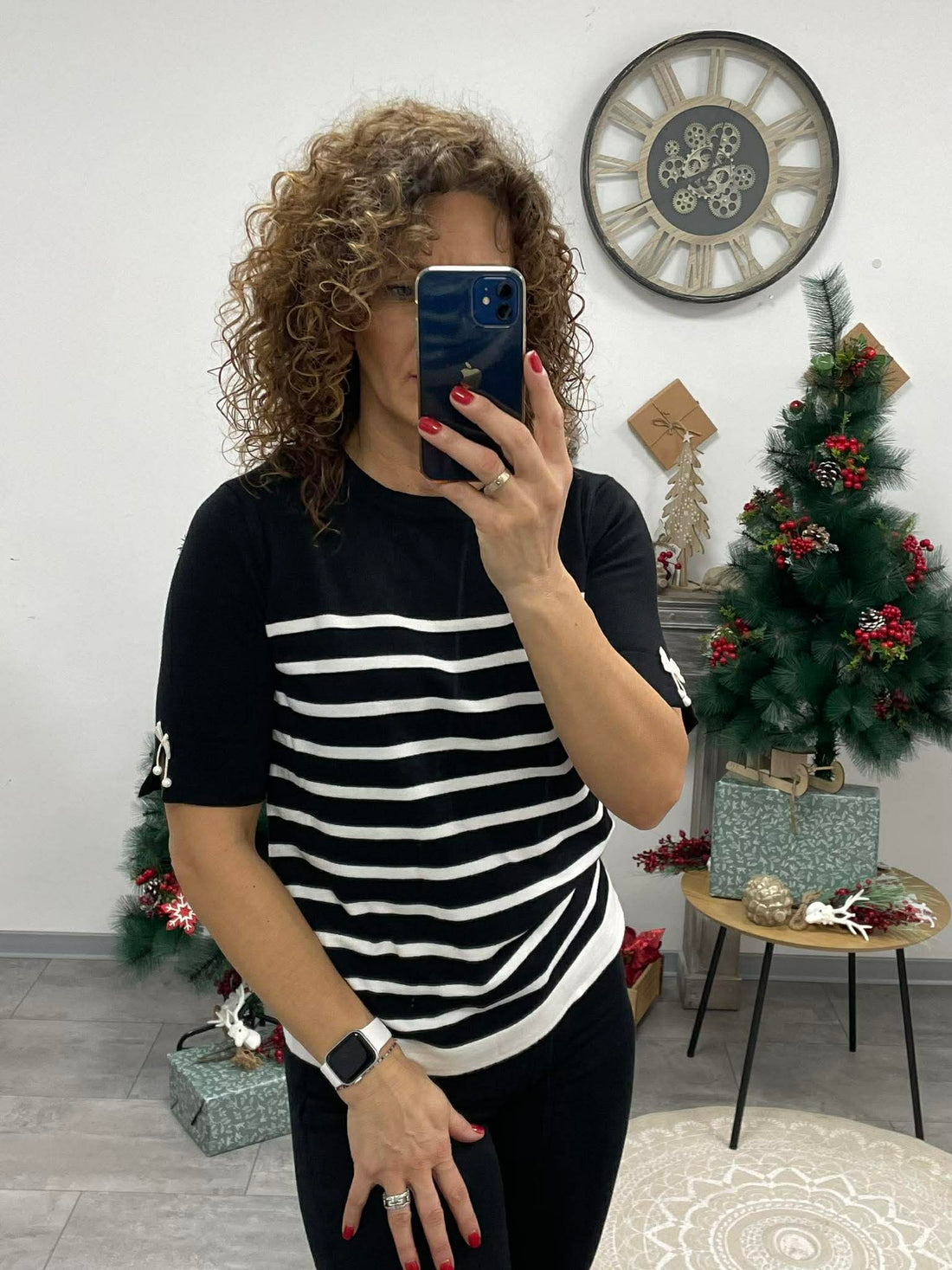 NEW CSIKI - Kötött felső. Fekete