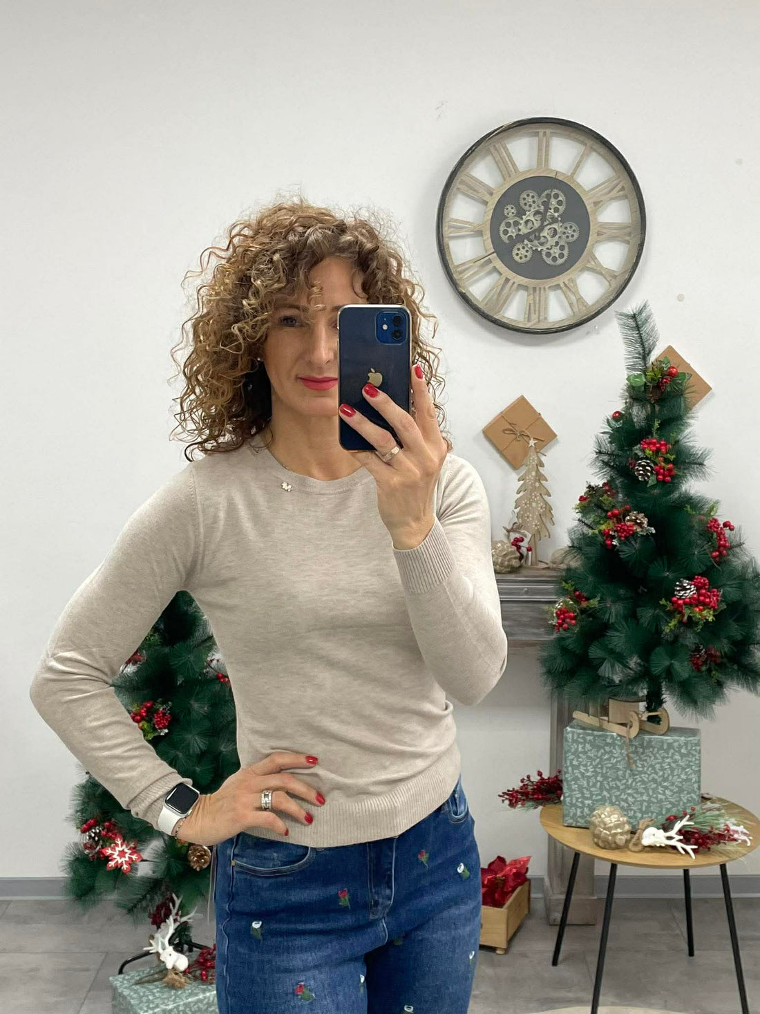 BASE - Kerek nyakú kötött felső. Mogyoró