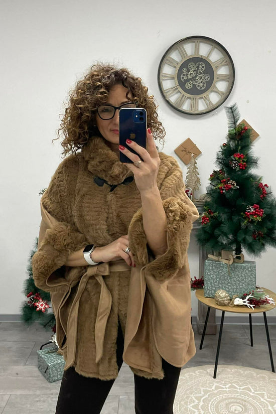 Pille - Szőrmés pocsó kabát. Csau barna