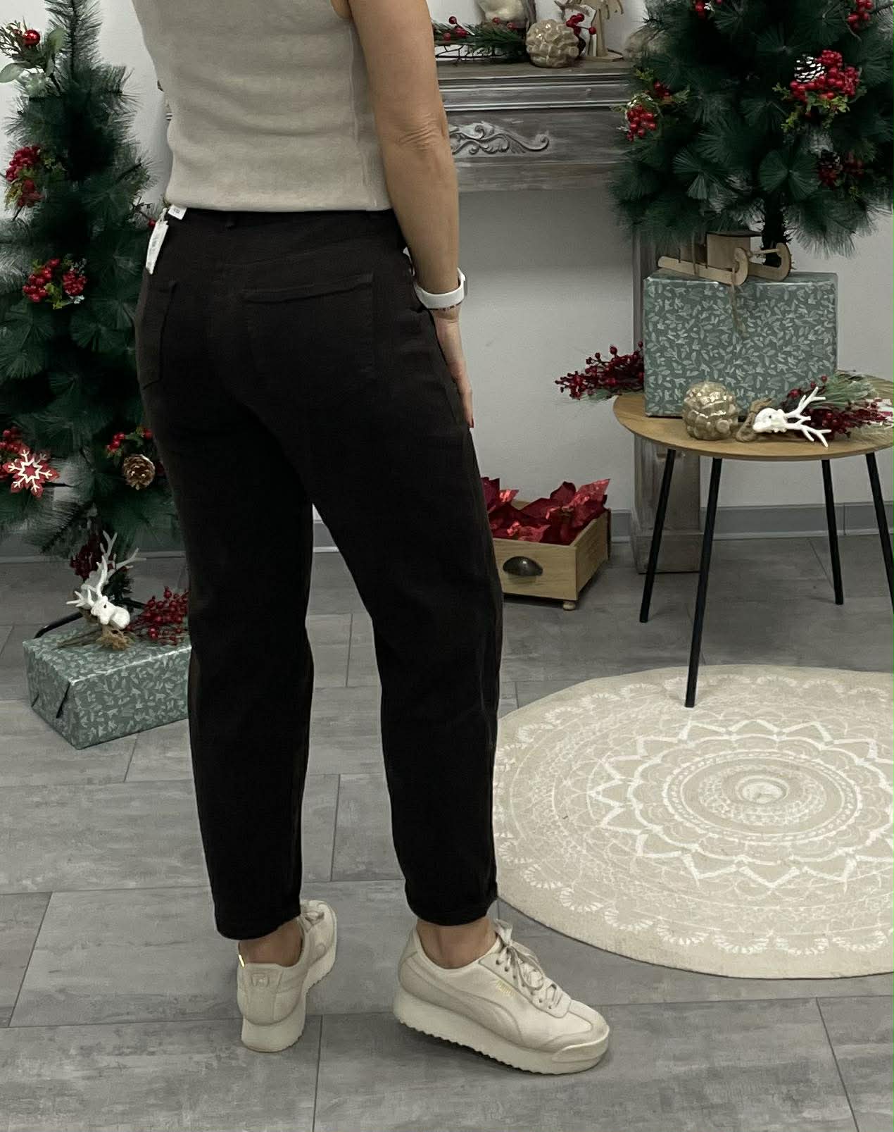 NEW BROWN - Mom fitt farmer nadrág. Sötétbarna